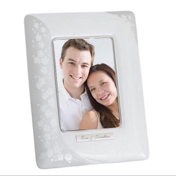 Bellina Gold Lenox Picture Frame.